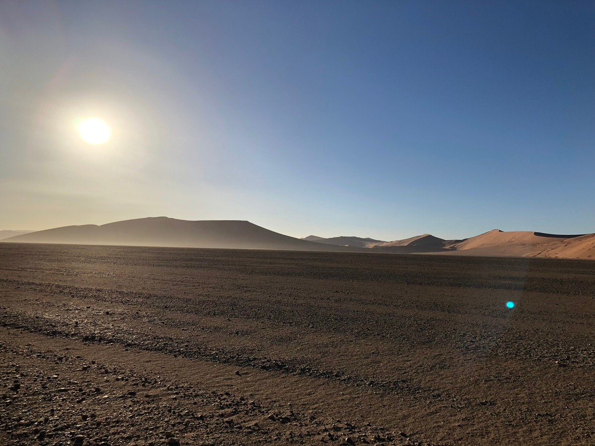 Vista expansiva del desierto del Namib