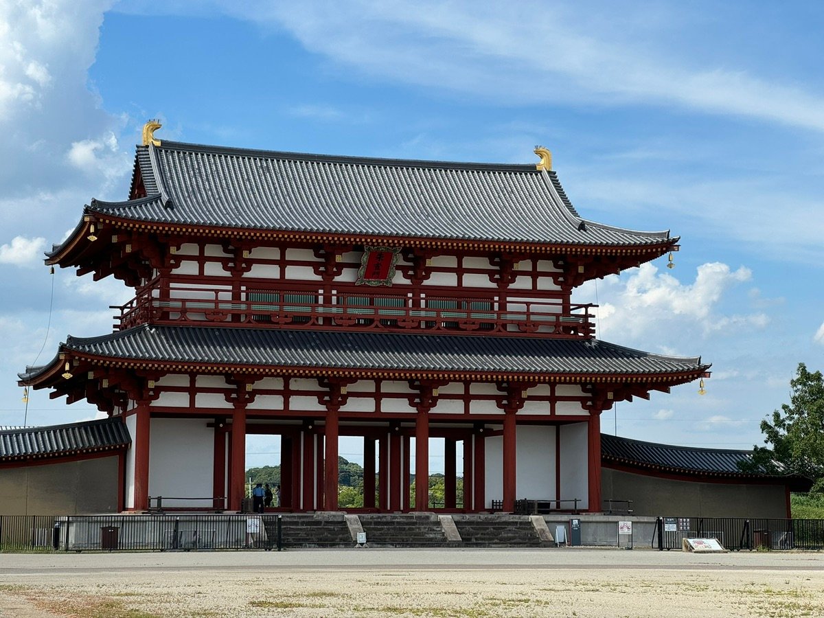 The Suzaku-mon Gate and surrounding landscape