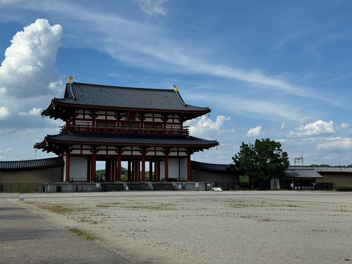 Blue sky and white clouds over Heijo Palace Site