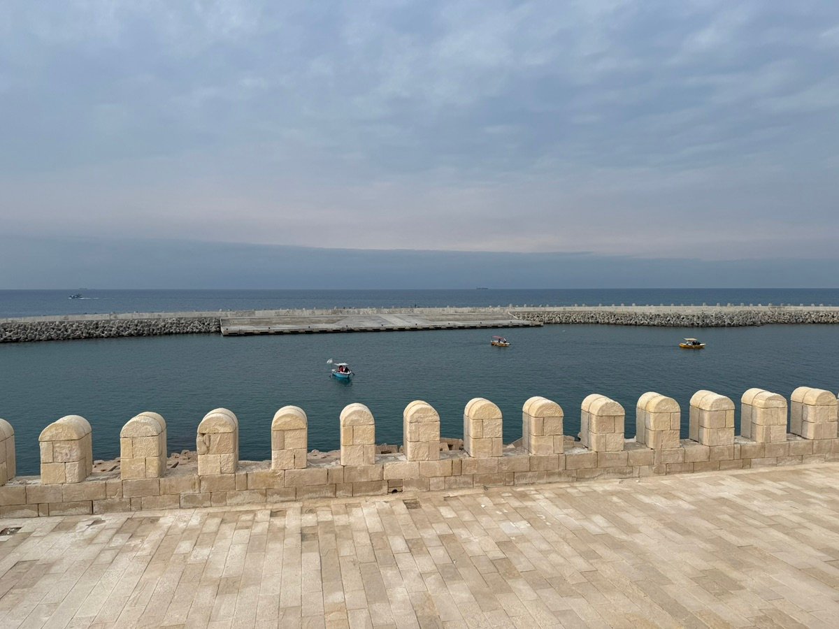 The wide walking path along the top of the ramparts